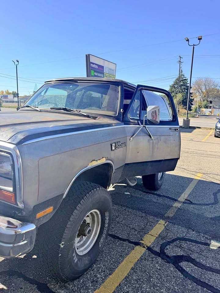 1985 Dodge Ramcharger Royal SE